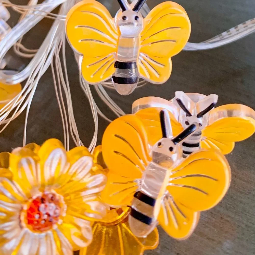 6.5 Ft 20 LED Spring Fairy String Lighting Lights Yellow Bees Daisy Flowers New